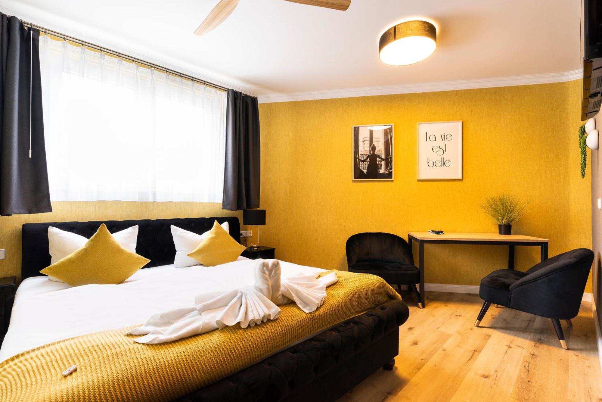 Cityhotel Bernburg Quarto foto